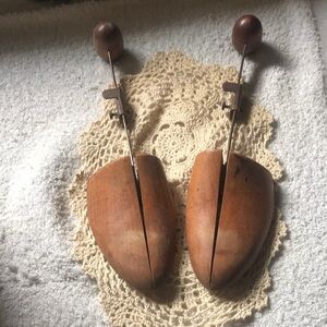 Vintage shoe stretcher